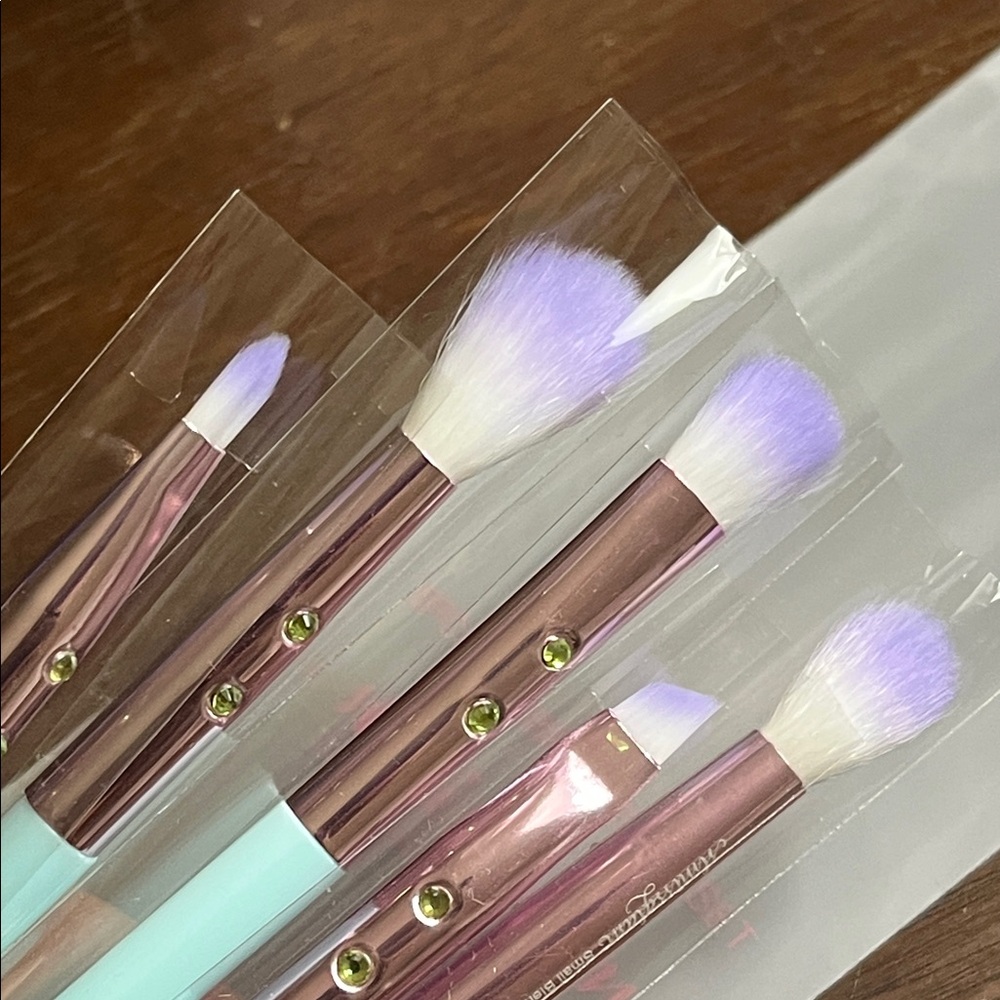 New 5pc Eye Brush Set , Pastel
